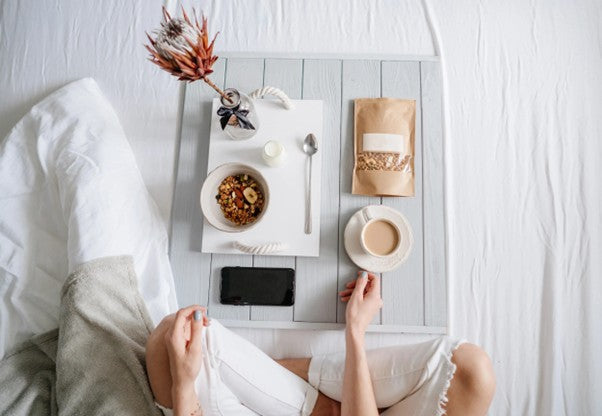 Breakfast-in-bed-tray